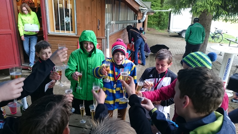 2017 05 06 Abschluss D Blau 3